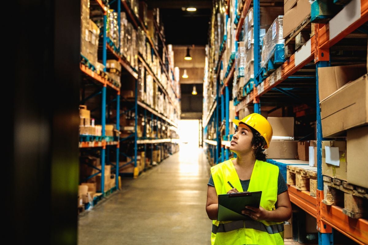 Inventory Insights: Clearing Up the Confusion Between VMI and Consignment!